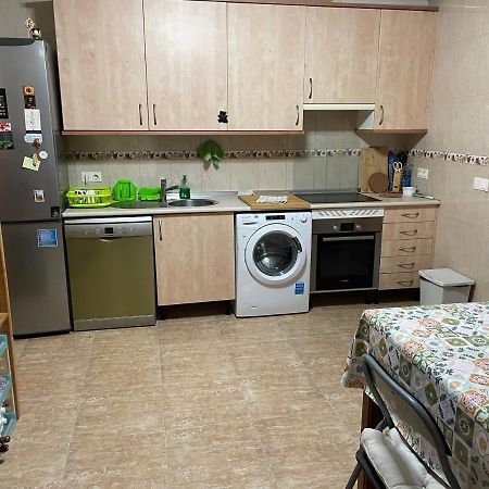 Apartament Vivienda Compartida Con Ambiente Familiar Sesena Zewnętrze zdjęcie
