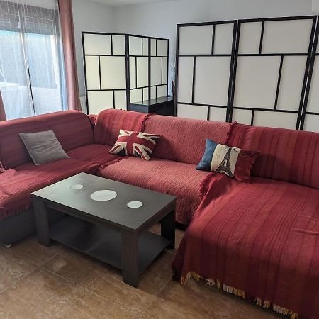 Apartament Vivienda Compartida Con Ambiente Familiar Sesena Zewnętrze zdjęcie