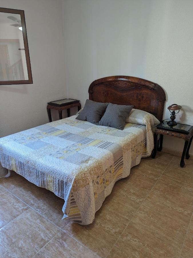 Apartament Vivienda Compartida Con Ambiente Familiar Sesena Zewnętrze zdjęcie