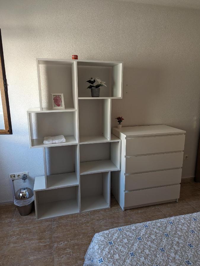 Apartament Vivienda Compartida Con Ambiente Familiar Sesena Zewnętrze zdjęcie