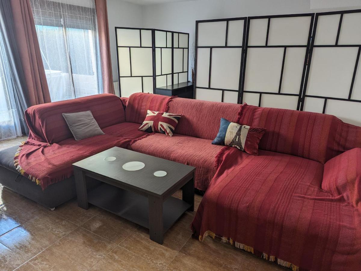 Apartament Vivienda Compartida Con Ambiente Familiar Sesena Zewnętrze zdjęcie